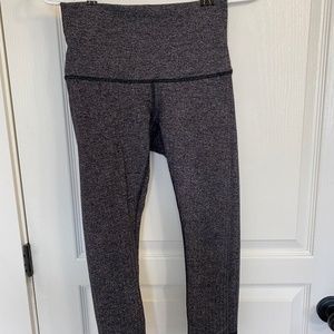 Wunder Under crop pants